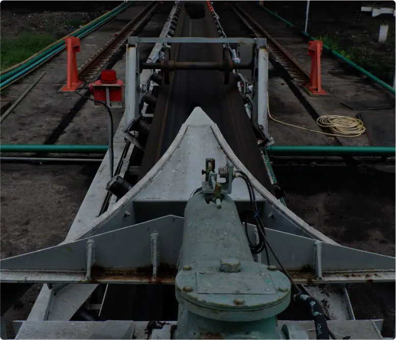 3 km Overland Coal Conveyor — Erection, galleries and live-line inspection