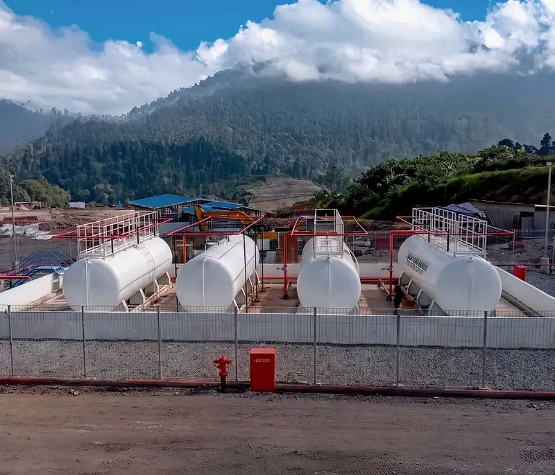 Fuel Farm Facility — Installation, piping and welding