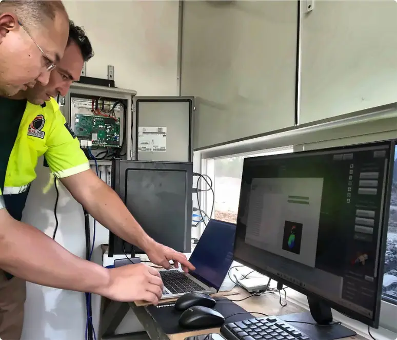 Dynamic Weighbridge — Scanner gantry, platform and control room